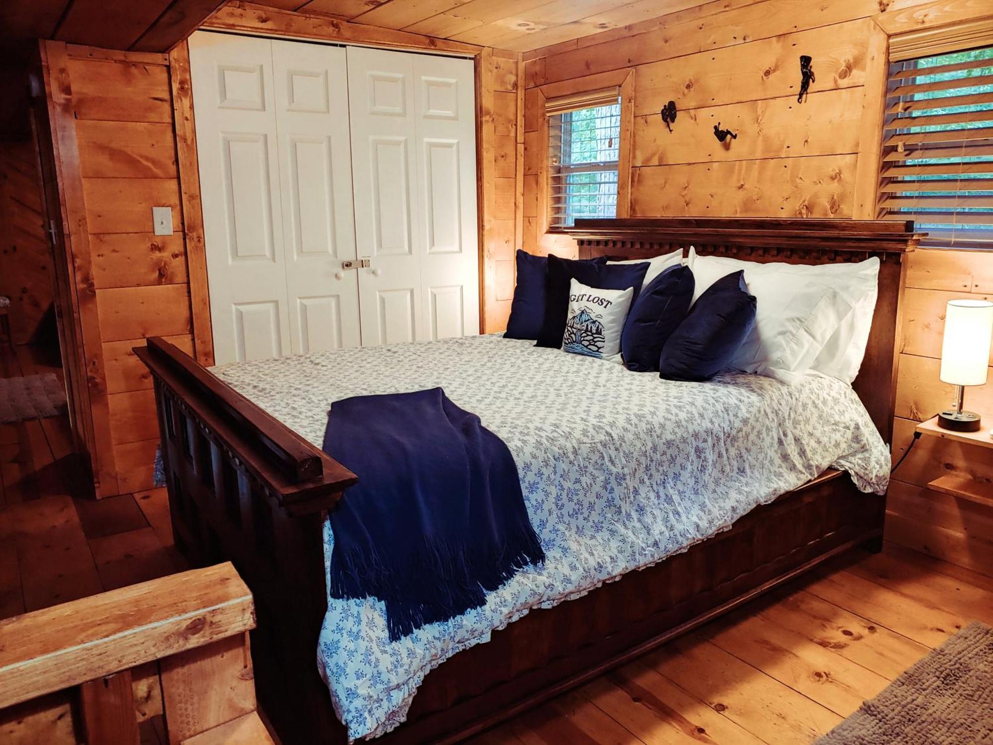 Trailseeker Cabin W King Bed Hot Tub At Red River Gorge Natural Bridge Stanton Exterior photo
