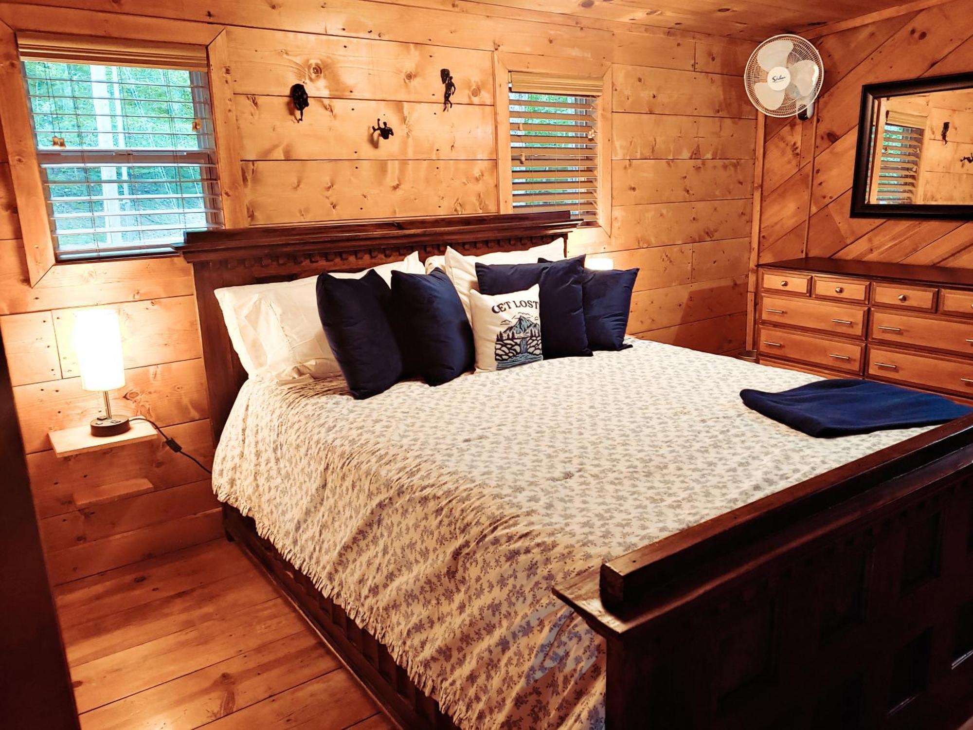 Trailseeker Cabin W King Bed Hot Tub At Red River Gorge Natural Bridge Stanton Exterior photo