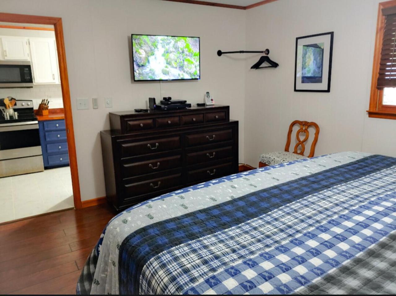 Trailseeker Cabin W King Bed Hot Tub At Red River Gorge Natural Bridge Villa Stanton Exterior photo